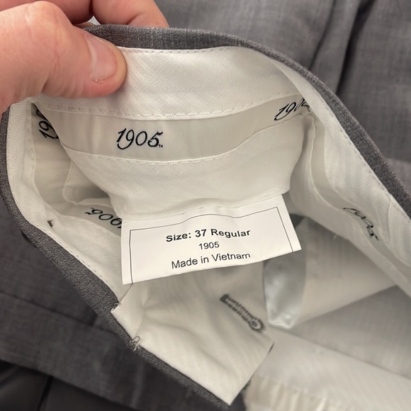 Jos A Bank Mens 2 Piece Suit - Picture 3 of 4